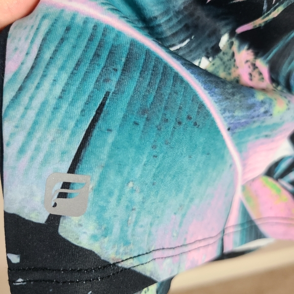 Fabletics palm leaf sports bra & legging set - Picture 5 of 5